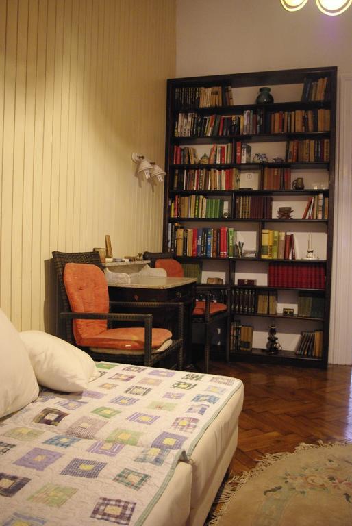 Anic Beachside Escape Apartment *